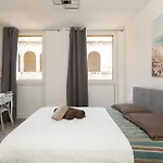 Hurban Apartments Anastasio 12 Terrace Park